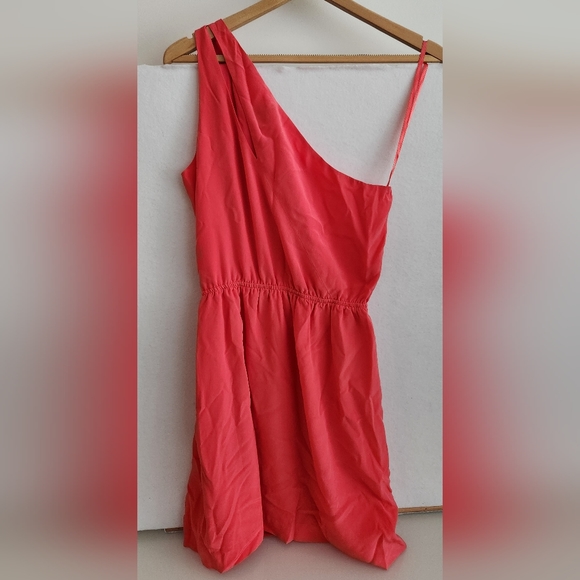 Club Monaco one shoulder silk lined dress, Size 6 - Picture 3 of 6